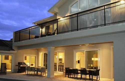 Palm River Estates House | SPACIOUS! FAMILY RETREAT 5BED 5BATH HOME HEATED POOL,10 MIN TO BEACH,GOLF COURTS NEAR BY