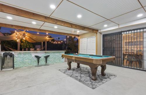 Oak Park House | Spacious Family Retreat in the heart of San Diego