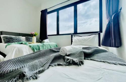 The Strand Apartment | Spacious Family Suite Encorp Strand Residences