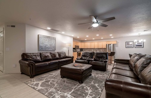 St. George Condo | SPACIOUS FAMILY UNIT. 1ST FLOOR. BY POOLS,RESORT W/BIKES.nYEAROUND FAMILY FUN !