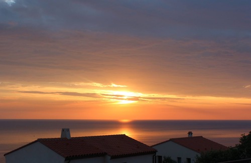 Cerbere Villa | Spacious family villa with lovely sea view and fantastic salt-water pool