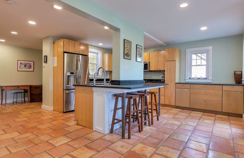 Otter Creek House | Spacious Farmhouse with Mtn Views, quiet. Available year round.