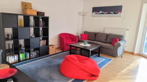 Metternich Apartment | Spacious Ferienwohnung nähe KOB Uni