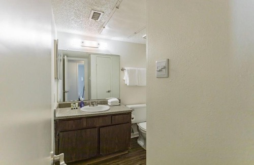 Midland Apartment | Spacious Flat in the Heart of Midland