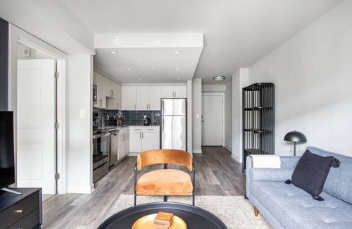 Foggy Bottom Apartment | Spacious Foggy Bottom 1BR w/W/D, Gym, 3 blocks to Metro, by Blueground