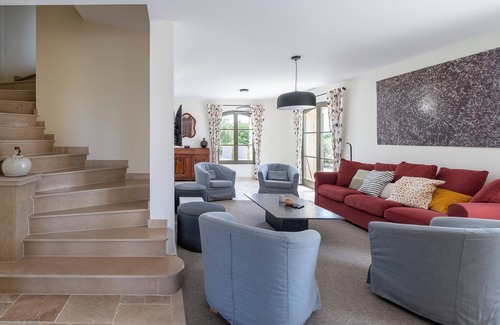 La Calmette Other | Spacious, comfortable stone farmhouse with swimming pool for 8 people in Uzès