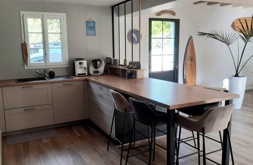 Le Grand-Village-Plage House | Spacious house on the edge of the forest and close to the beach.