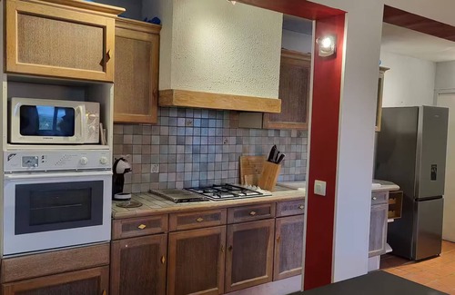 Saint-Michel-Loubejou House | Spacious gîte with swimming pool for 5 people