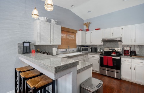 La Quinta Cove House | Spacious, fun and comfortable private home surrounded by mountain views #226548