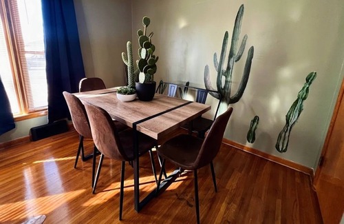 Dodge City House | Spacious, fun & Vibrant House located in cozy neighborhood.