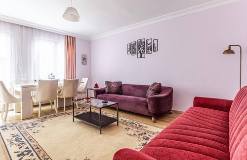 Maltepe Apartment | Spacious Furnished Classy Flat in Maltepe