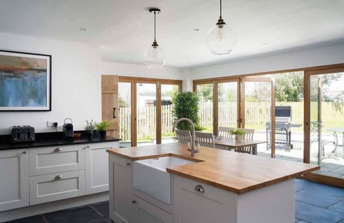 Newtown-in-St-Martin House | Spacious Cottage & Garden on The Lizard