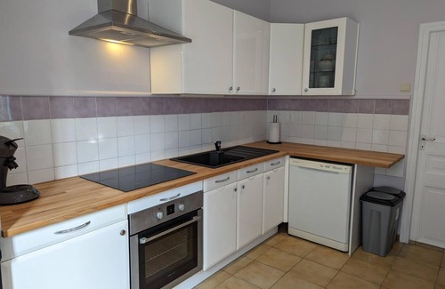 Chadurie Cottage | Spacious Gîte with Wi-Fi, Heated Pool, Wood Stove & Baby Gear in Peaceful Countryside