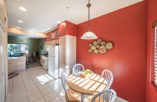 Arrowhead Ranch Condo | Spacious Glendale Condo/Great location/Pool&Spa