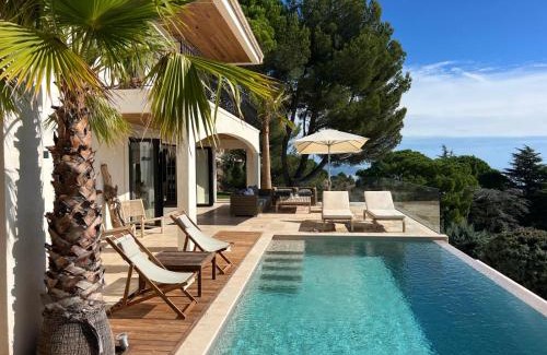 La Turbie Villa | Spacious Guesthouse with amazing Monaco & Sea View