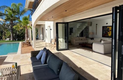 La Turbie Villa | Spacious Guesthouse with amazing Monaco & Sea View