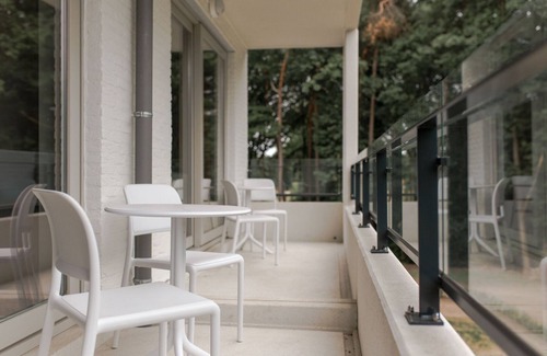 Houthalen Apartment | Spacious holiday apartment for 10 people