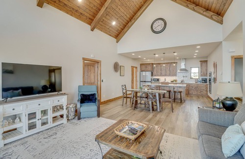 Harrison House | Spacious Harrison Vacation Rental w/Deck & Views!