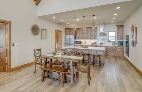 Harrison House | Spacious Harrison Vacation Rental w/Deck & Views!