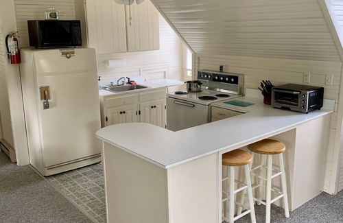 Limerick House | Spacious Henderson Harbor Lakefront; Private 90" Dock; Premier Fishing
