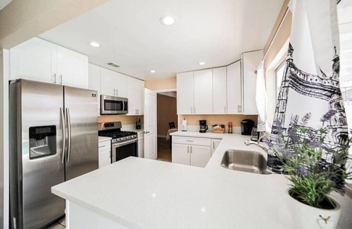 Green Valley North House | Spacious Henderson Hidden Gem!
