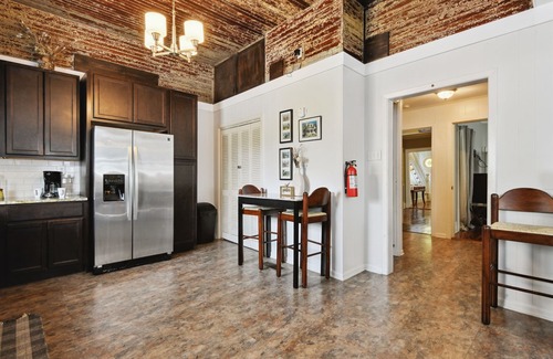 Gulfport House | Spacious Historic 5BR |4King| Walkable: Beach, Casino, Port, Aquarium & Downtown