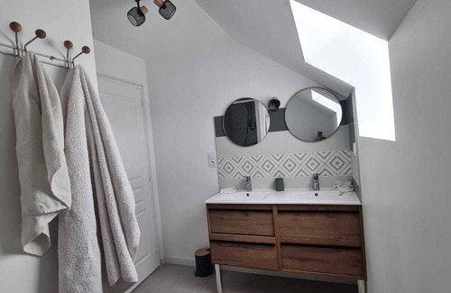 Carentan les Marais House | Spacious house at the heart of the June 6 events
