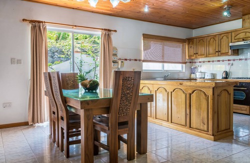 Anse Royale House | Spacious Holiday House -Close to Spectacular beaches