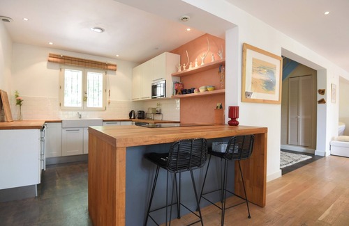 Le Thoronet House | Spacious holiday home with a pool and privacy