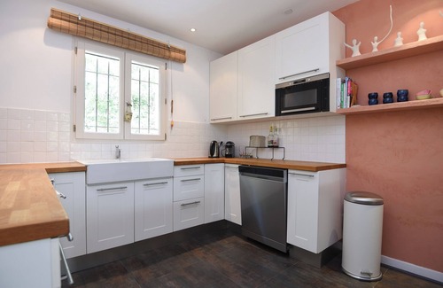Le Thoronet House | Spacious holiday home with a pool and privacy