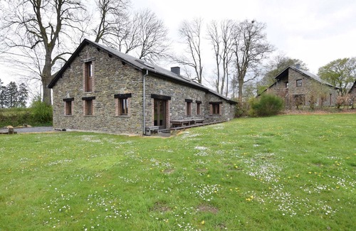 Nadrin House | Spacious Holiday Home in Houffalize With Barbecue