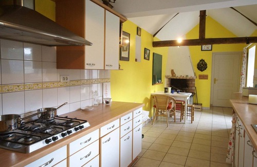Asserac House | Spacious Holiday Home in Assérac with a Fenced Pond