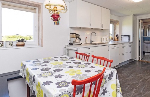 Vinderup House | Spacious Holiday Home in Vinderup near Fjord