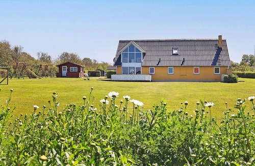 Vinderup House | Spacious Holiday Home in Vinderup near Fjord