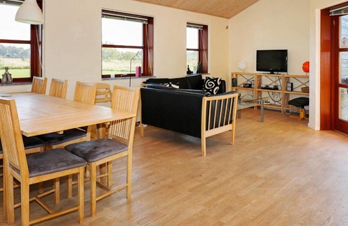 Egense House | Spacious Holiday Home in Storvorde Jutland with Sauna