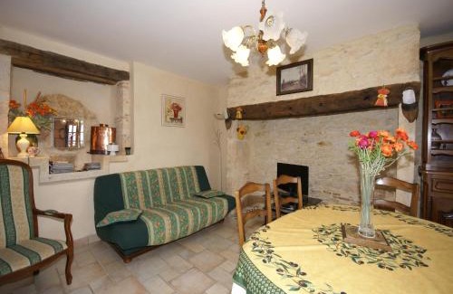 Uzech House | Spacious holiday home with private pool