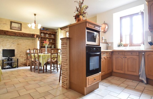 Uzech House | Spacious holiday home with private pool