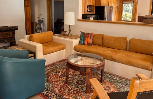 Taos House | Spacious Home + Casita on 5 Acres