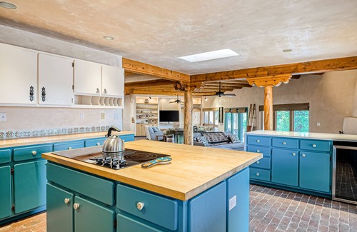 Santa Fe House | Spacious home & guest house with large patio, incredible views, & wood fireplace