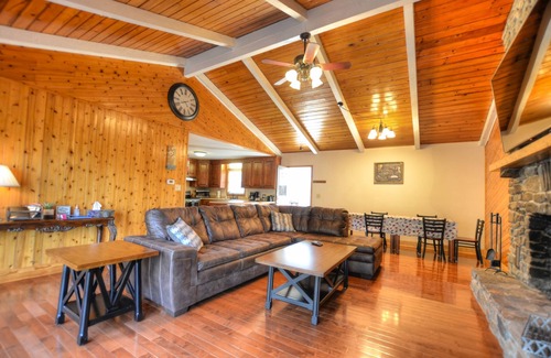 Almond House | Spacious home…Hot Tub…game room…Pet Friendly.WIFI
