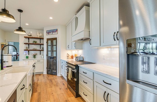 Clarkson Cottage | Spacious Home in Paradise Grove Nolin Lake!
