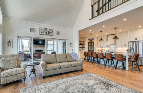Clarkson Cottage | Spacious Home in Paradise Grove Nolin Lake!