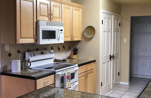 Santa Fe House | Spacious Home in the Museum Neighborhood, within minutes to Santa Fe Plaza.