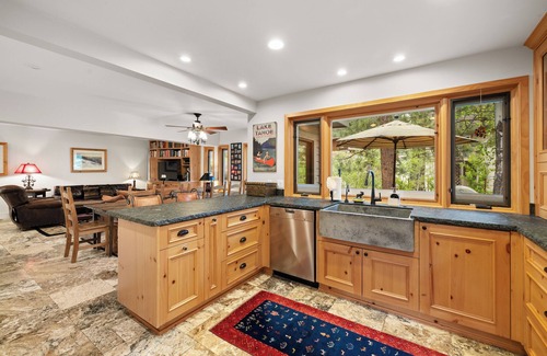 Olympic Valley Cabin | Spacious Home in Olympic Valley, Private Hot Tub, on Shuttle Route!