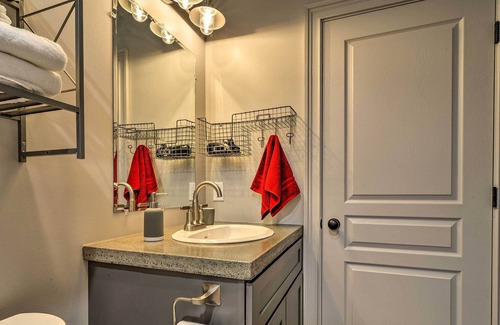Harrisonburg House | Spacious Home Mins to Downtown, JMU & Bike Trails!