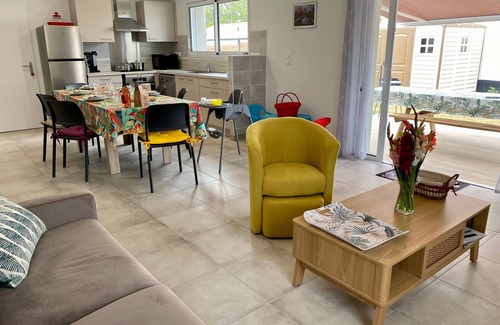 Chauve Cottage | Spacious Home near Beaches with Garden, Terrace & Family Amenities