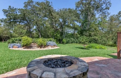 Beverly Estates House | Spacious home on private acre lot w/hot tub