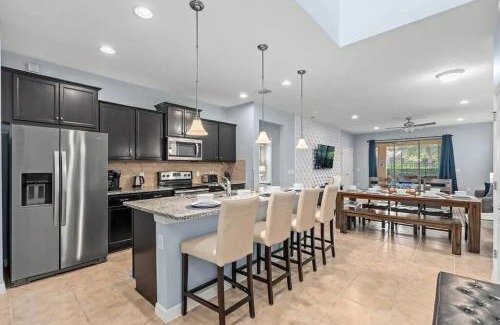Four Corners Villa | Spacious Home w/ Backyard and private Pool