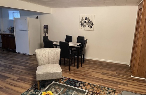 Belle Haven House | Spacious Home w/Free Parking-Close to Old-town Alexandria and DC!