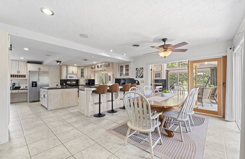 Branson West House | Spacious Home w/Hot Tub and Home Theater on TRL!